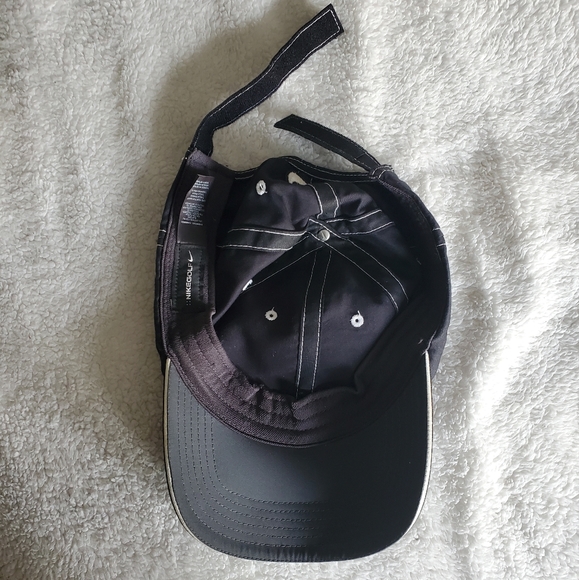 Nike Golf black hat cap adjustable one size fits most - Picture 6 of 8